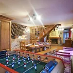 Maison De Pierre بيت للعطل