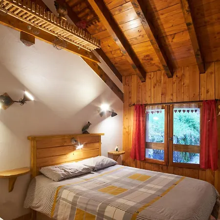 Maison De Pierre Semesterbostad *