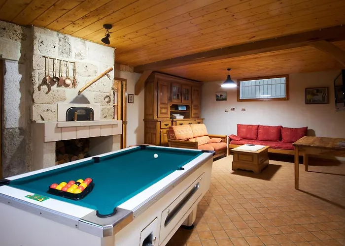 Vakantiehuis Maison De Pierre Saint-Gervais (Isere)